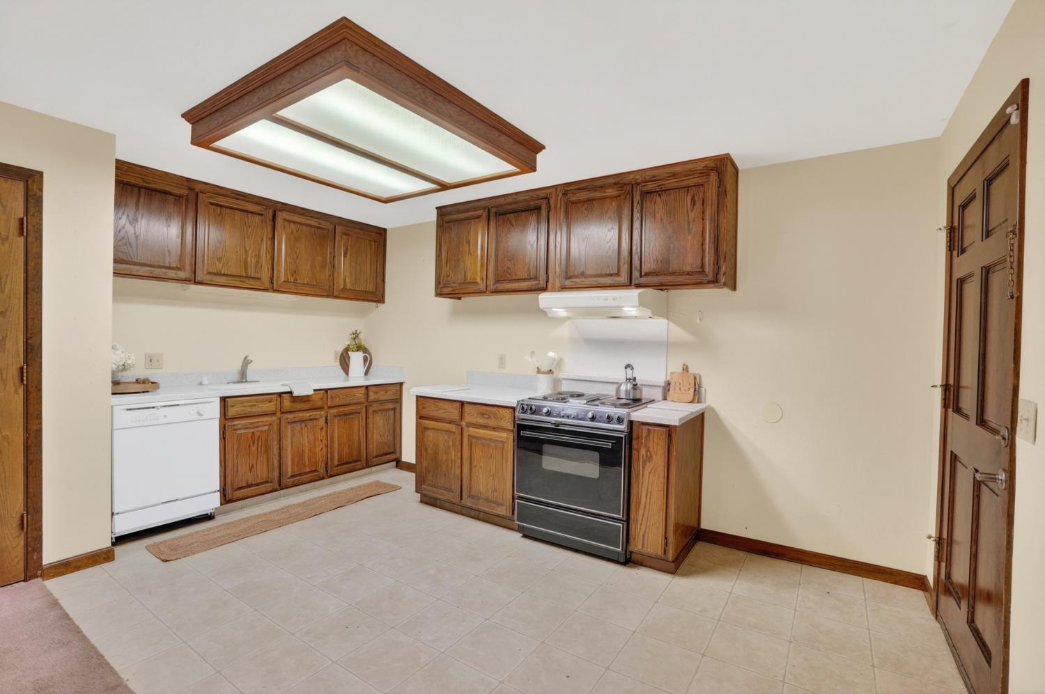 2645 Shadow Lane