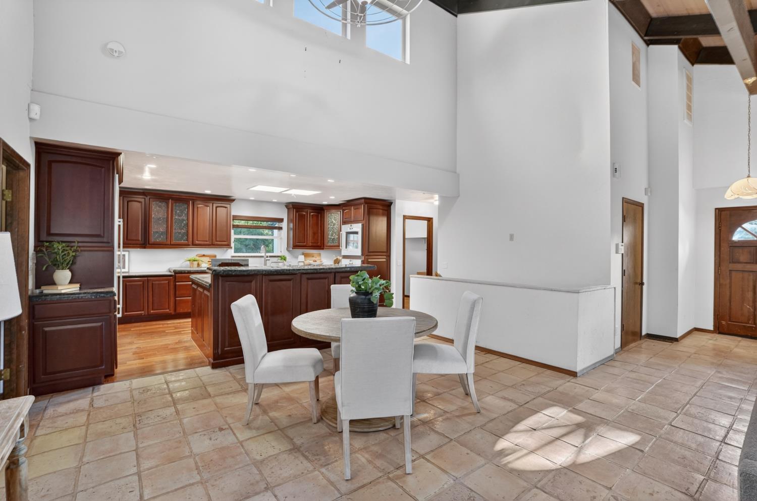 2645 Shadow Lane