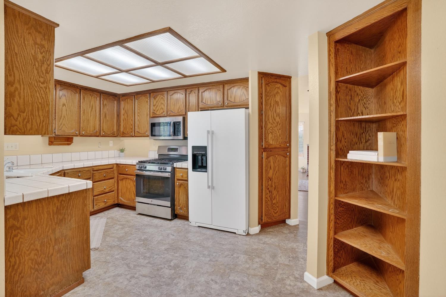 6417 Paseo Del Sol Way