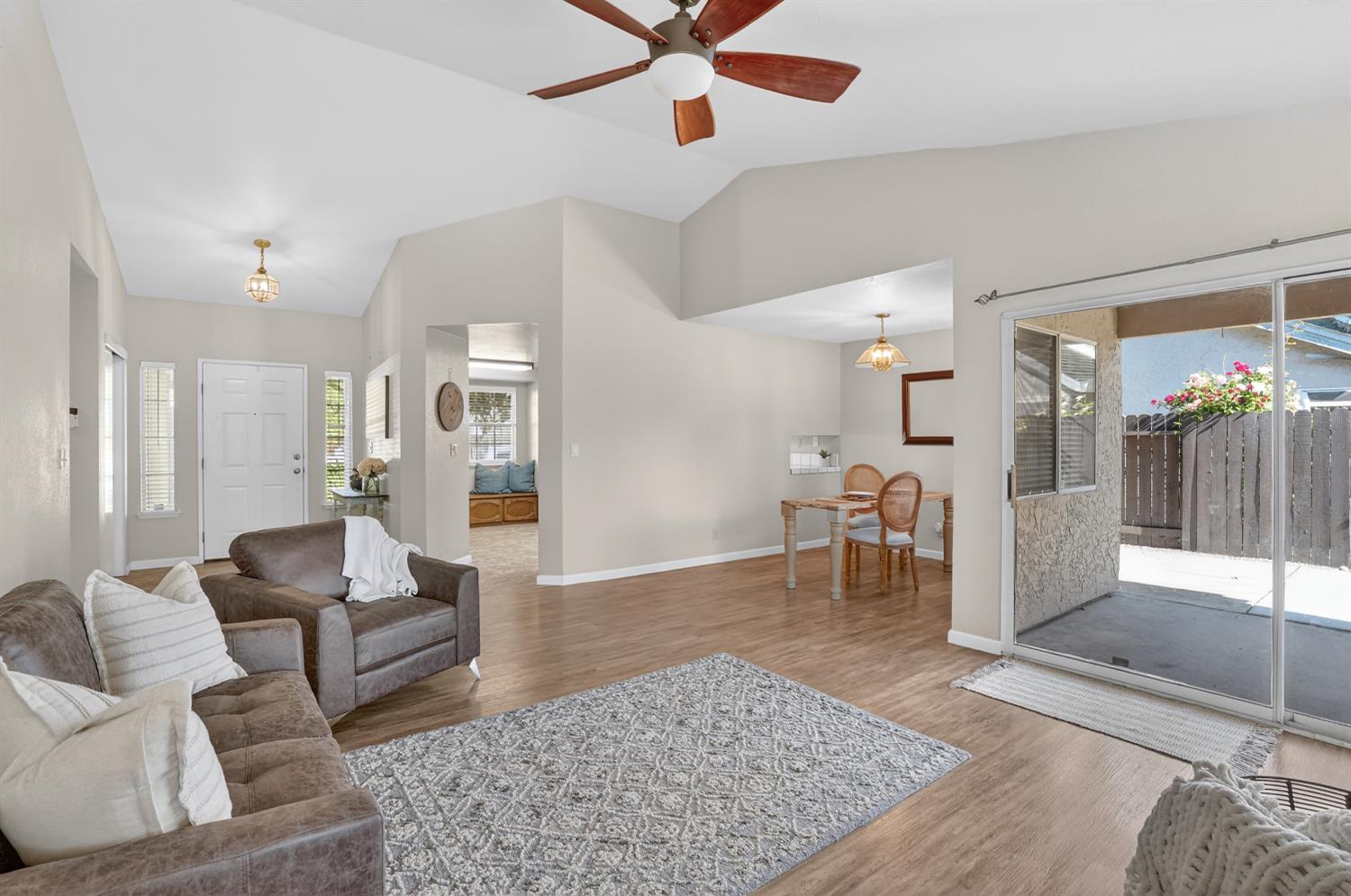 6417 Paseo Del Sol Way