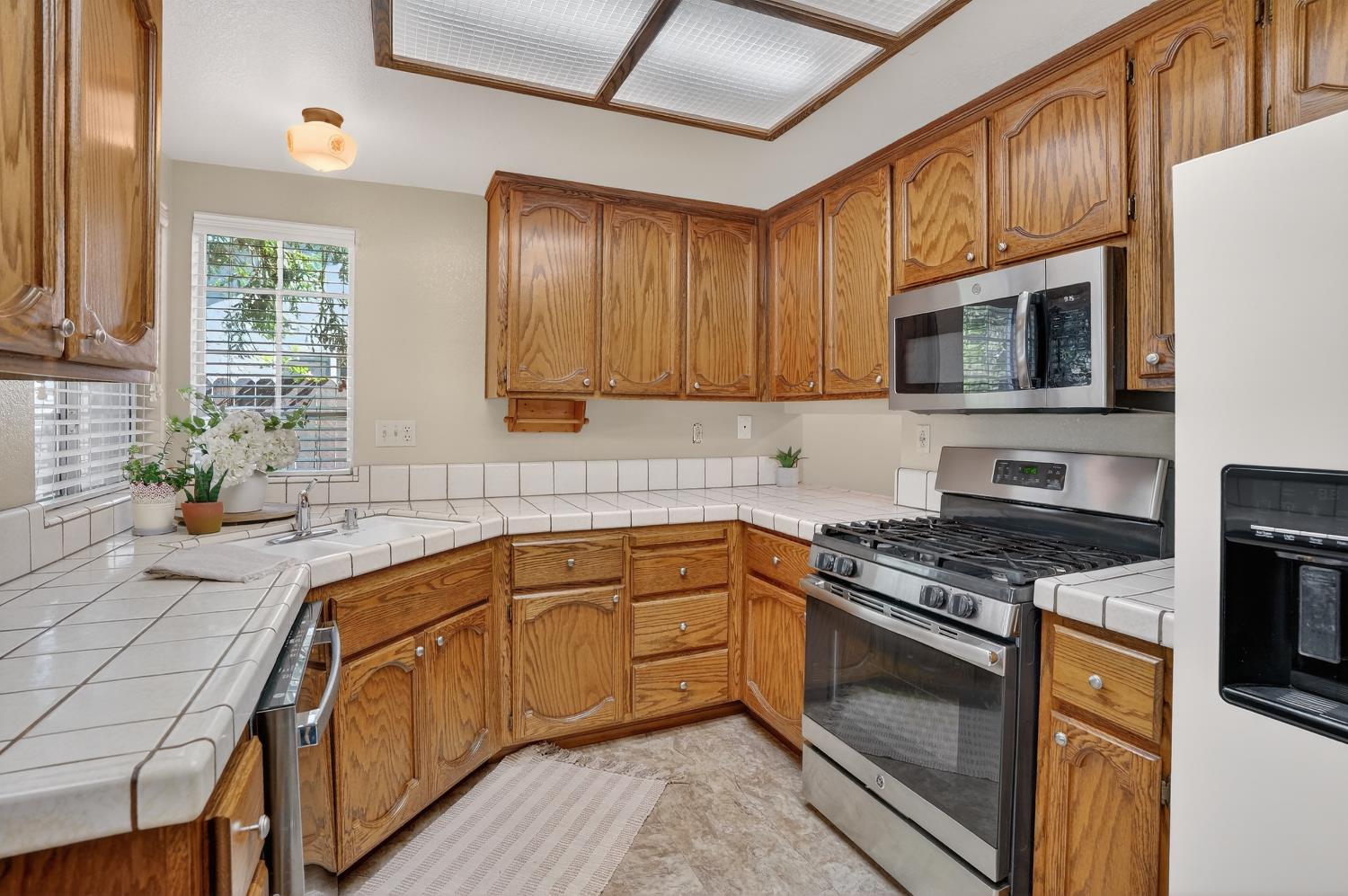 6417 Paseo Del Sol Way