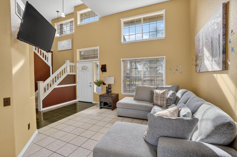 1177 Amberhill Avenue