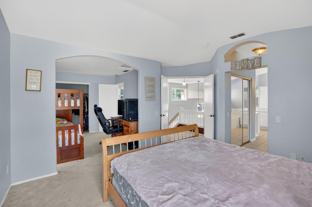 1177 Amberhill Avenue