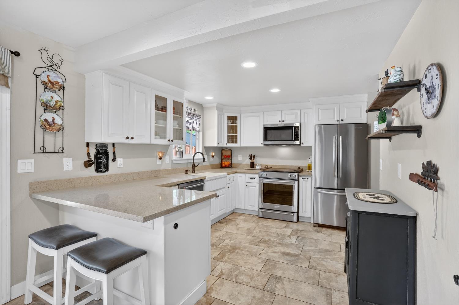1042 Norfolk Road