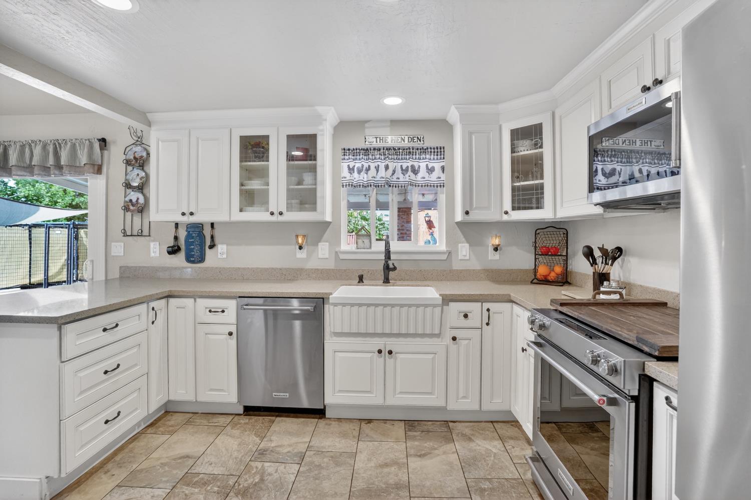 1042 Norfolk Road