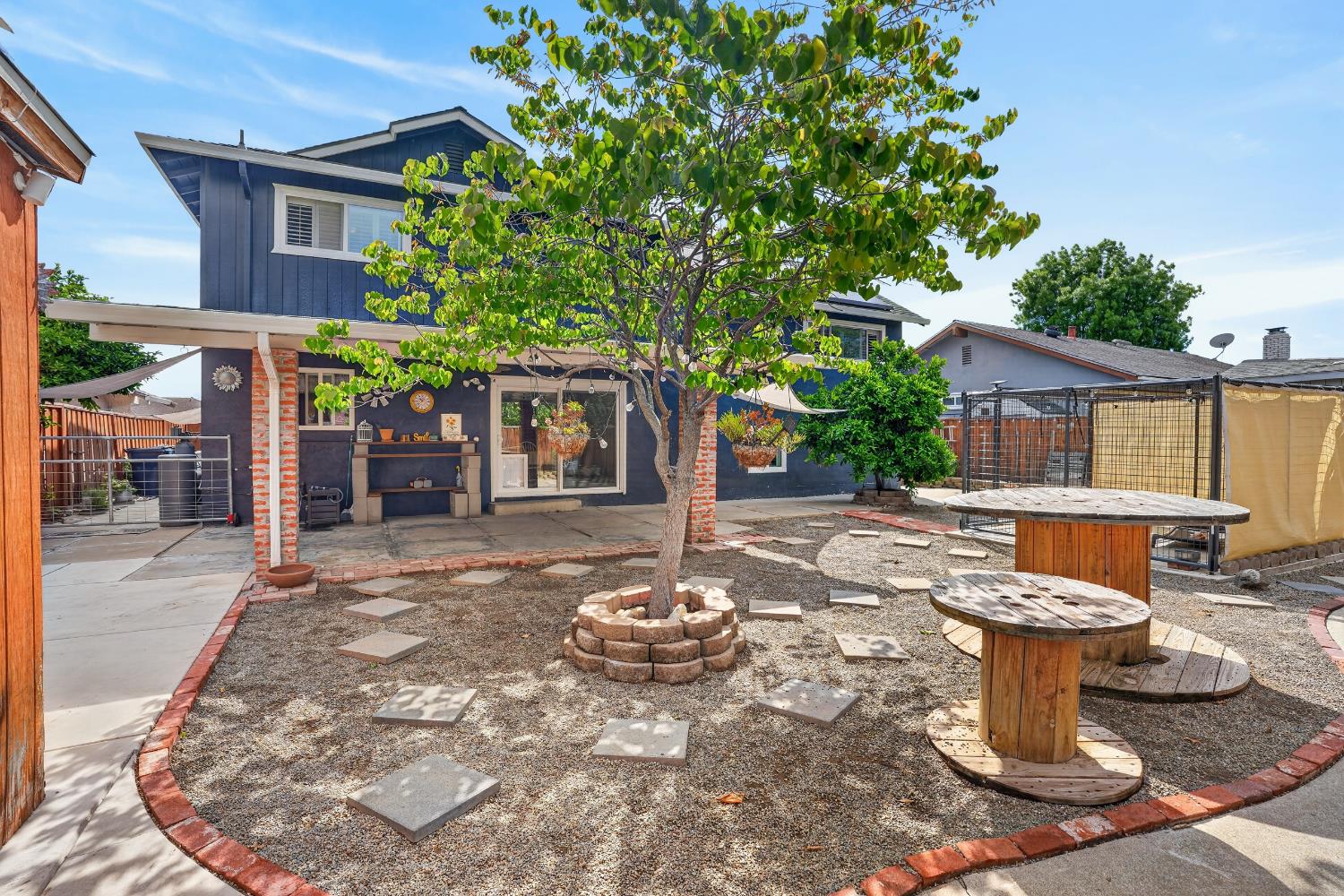 1042 Norfolk Road