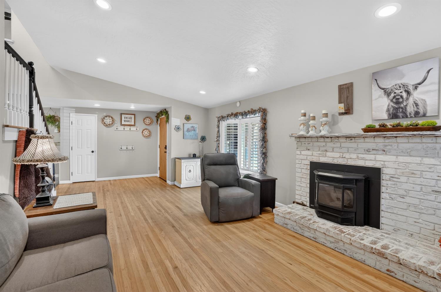 1042 Norfolk Road
