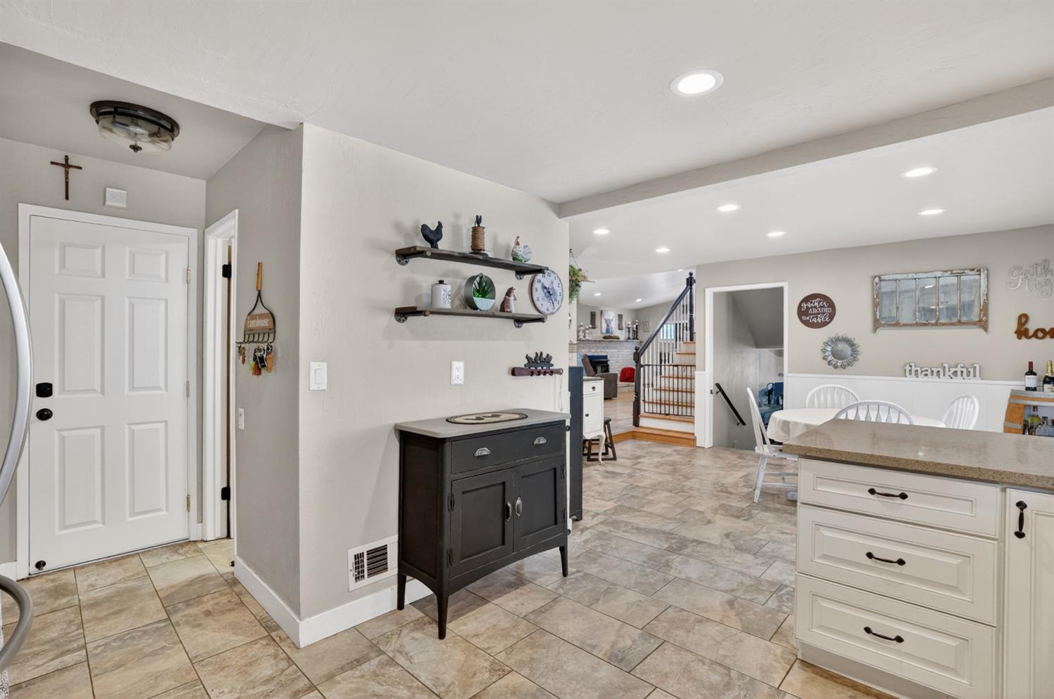 1042 Norfolk Road