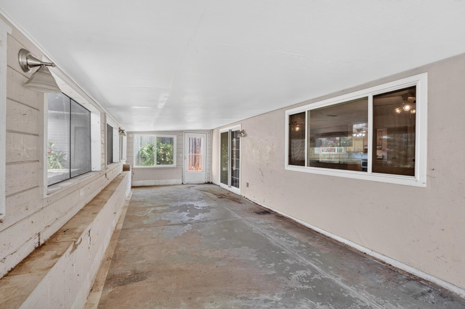 6433 Terra Way
