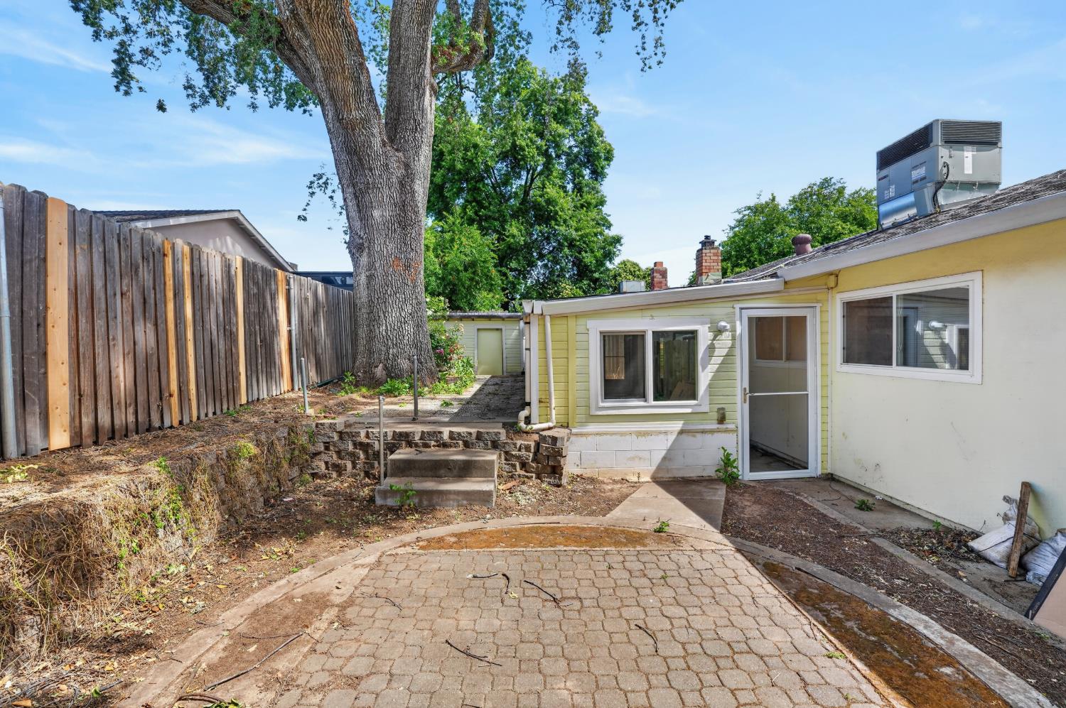 6433 Terra Way