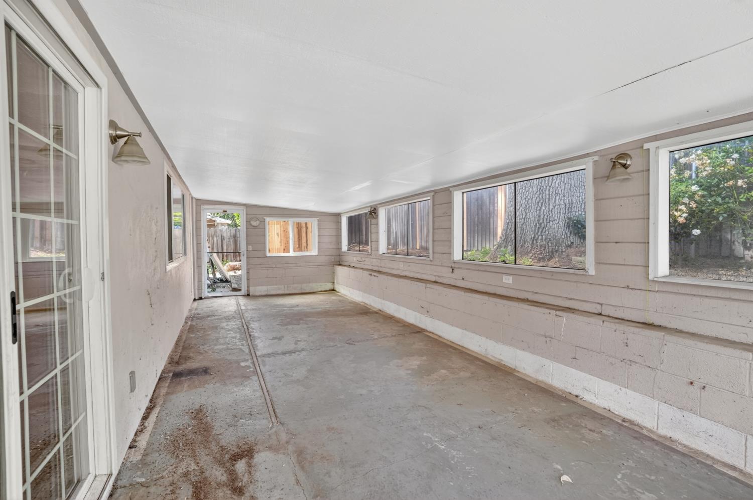 6433 Terra Way