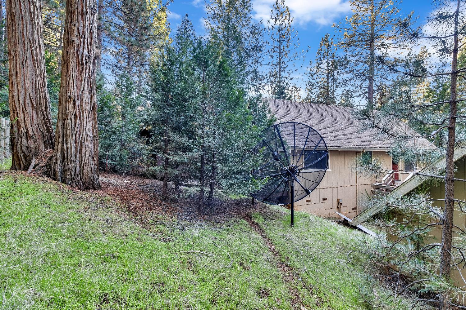 5300 Pine Ridge Drive
