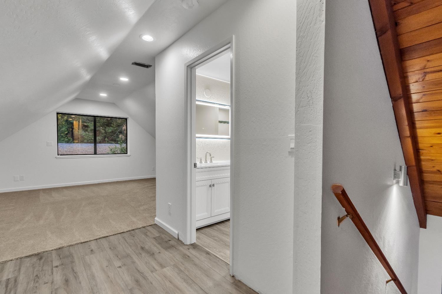 5300 Pine Ridge Drive