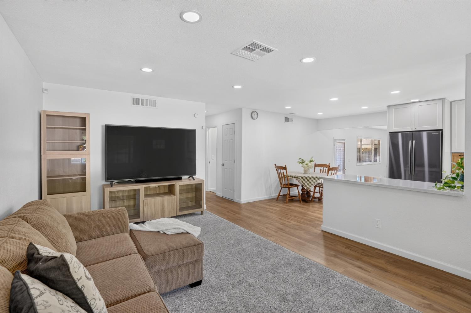 1412 Elisabeth Avenue