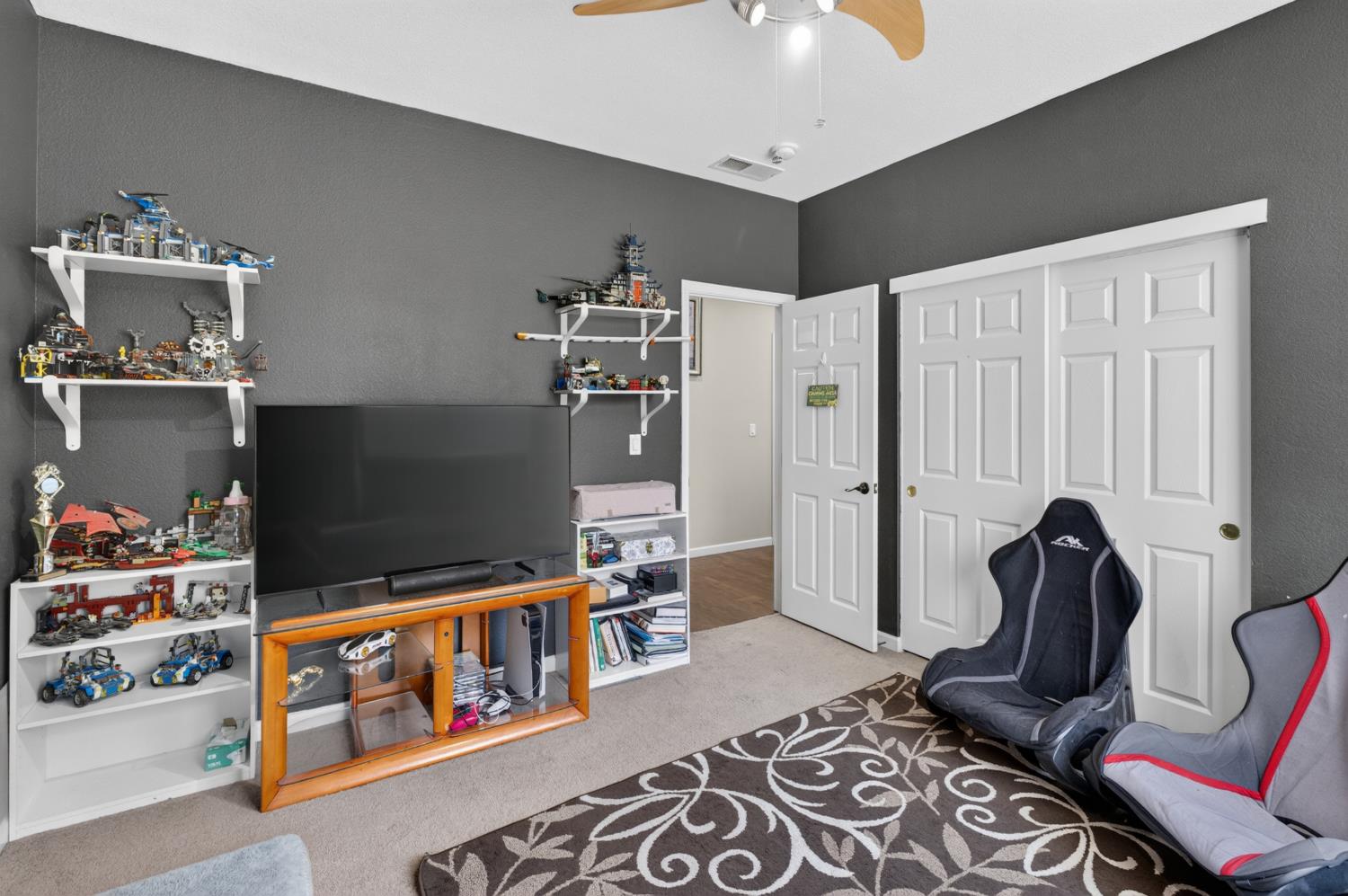 6506 Oscar Circle