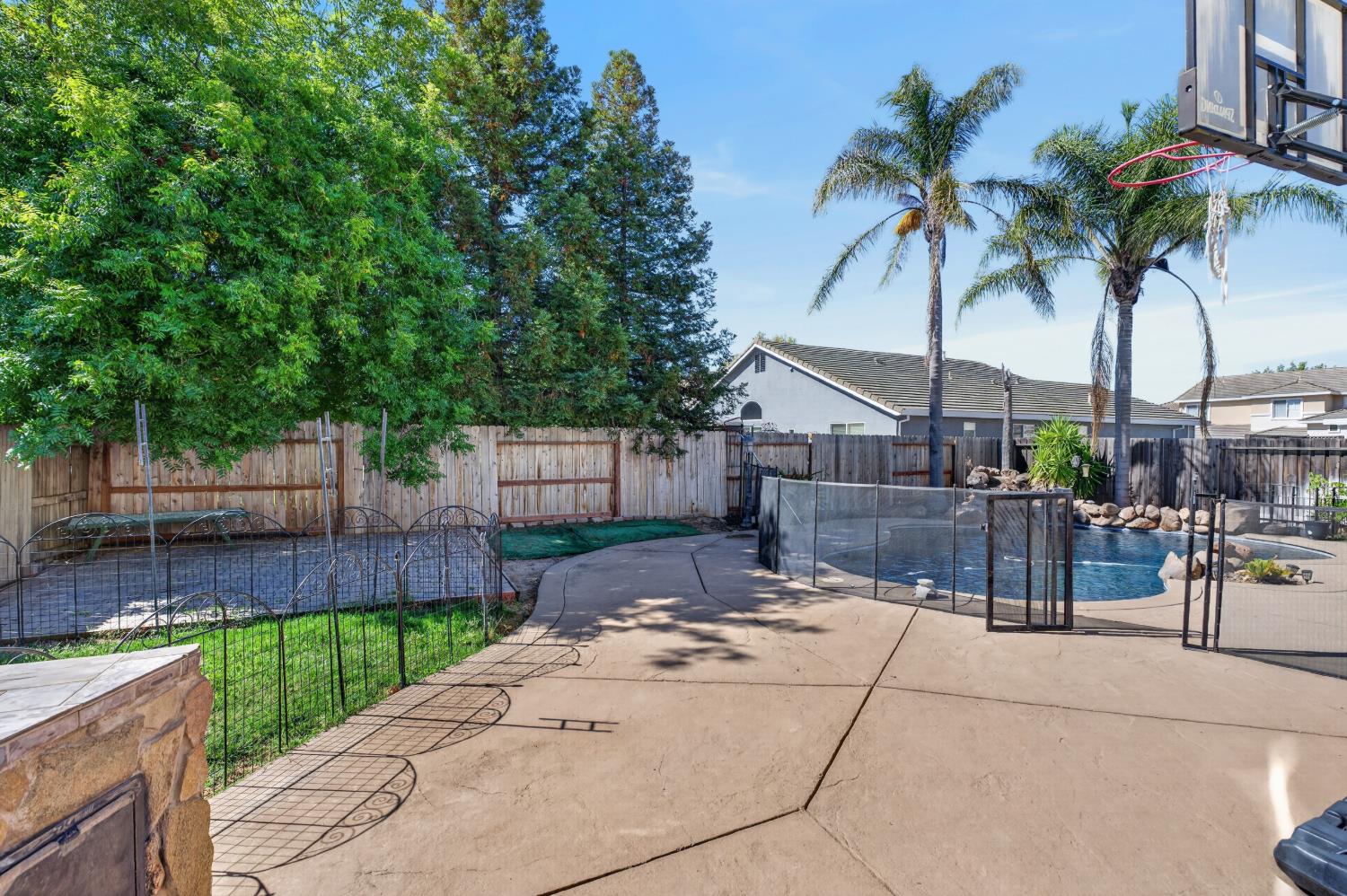 6506 Oscar Circle