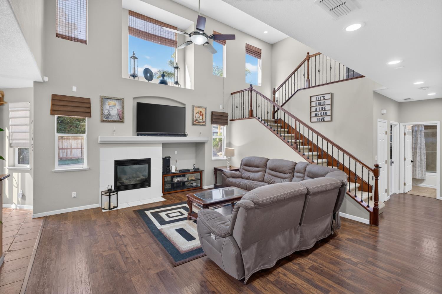 6506 Oscar Circle