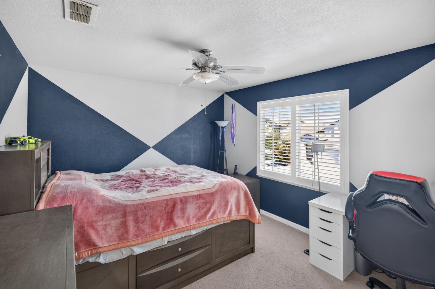 6506 Oscar Circle