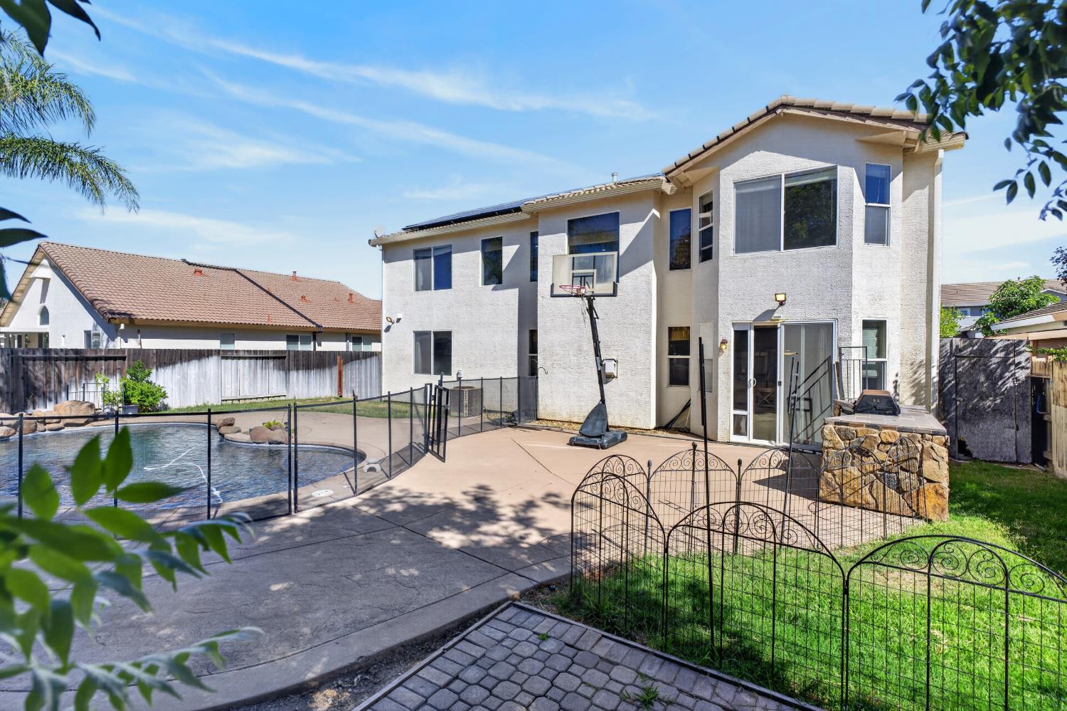 6506 Oscar Circle