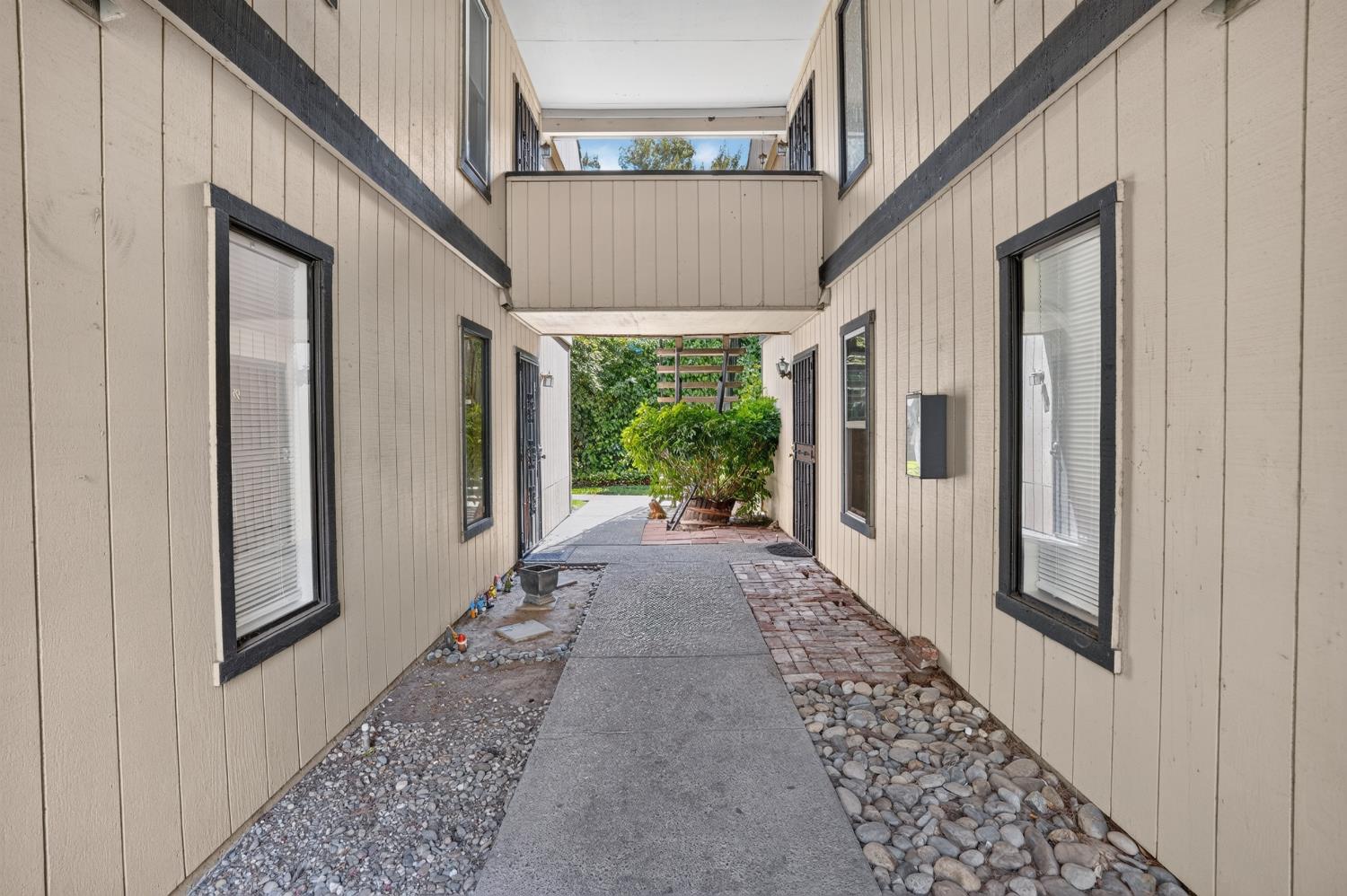 6724 Plymouth Road 95