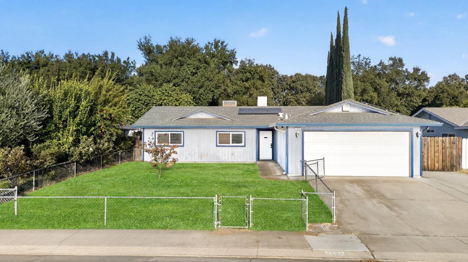 1936 Forest Lane