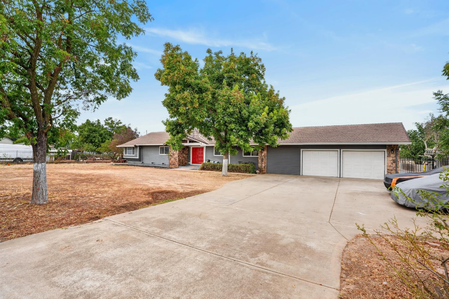 12301 E Jahant Road