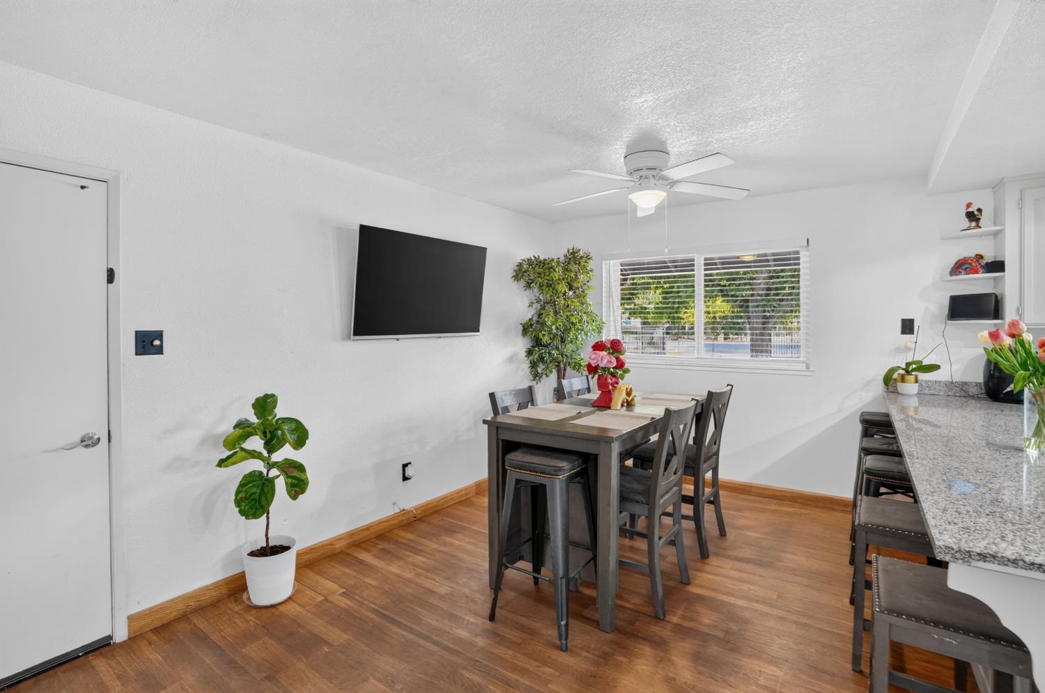 12301 E Jahant Road