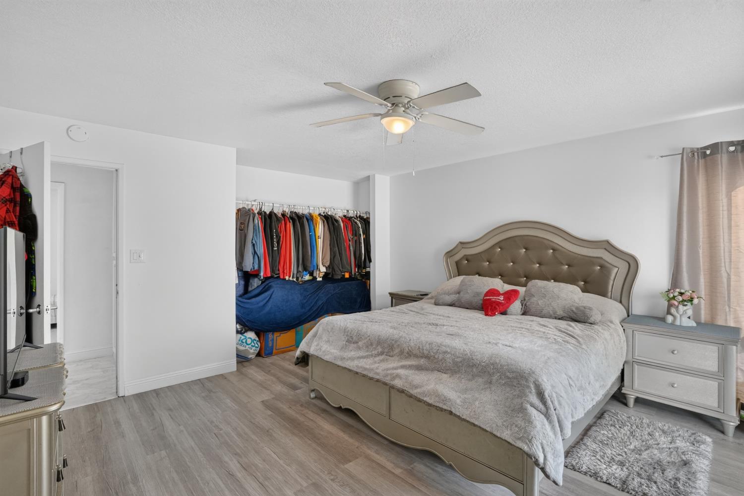 12301 E Jahant Road