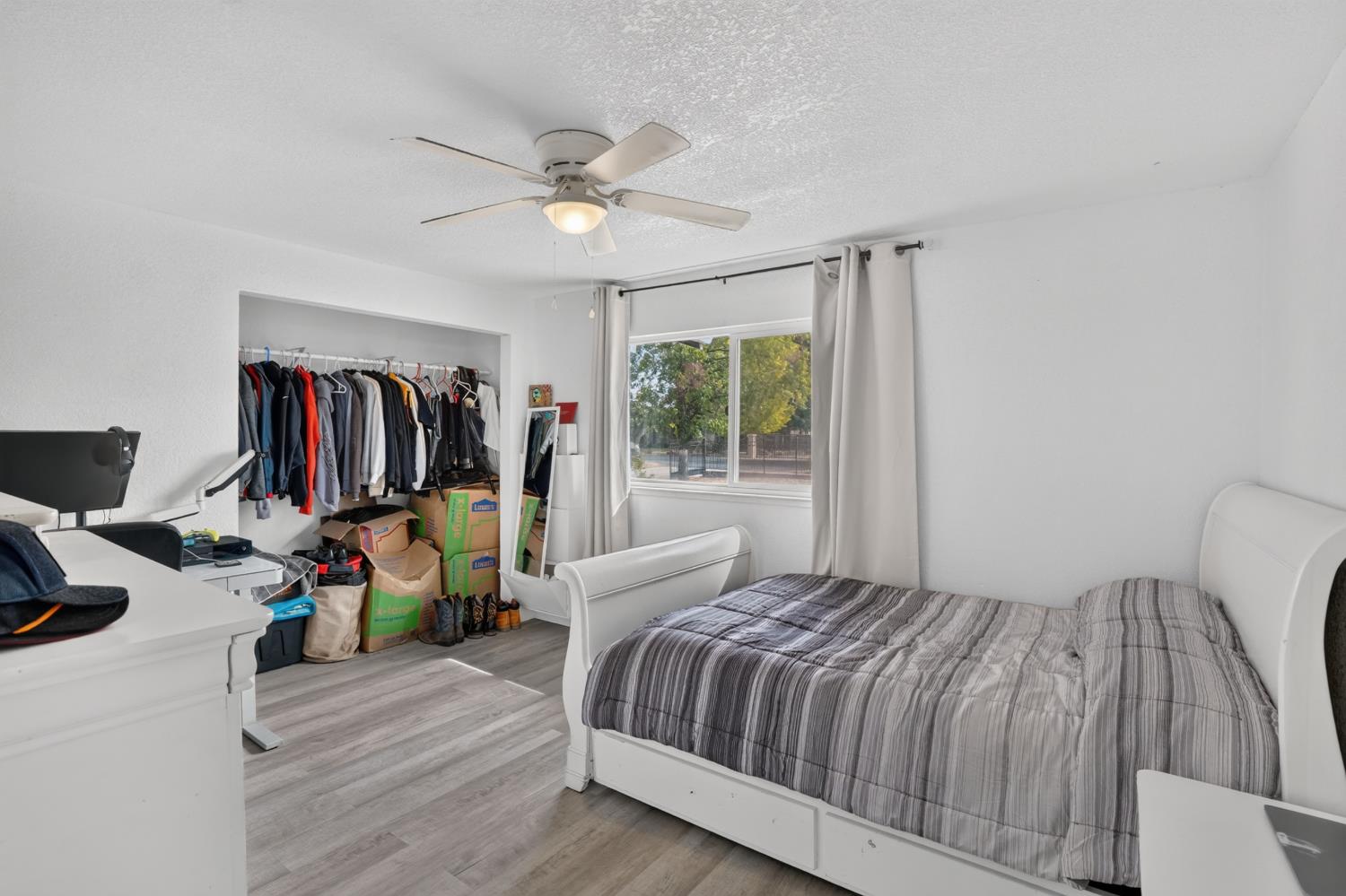 12301 E Jahant Road