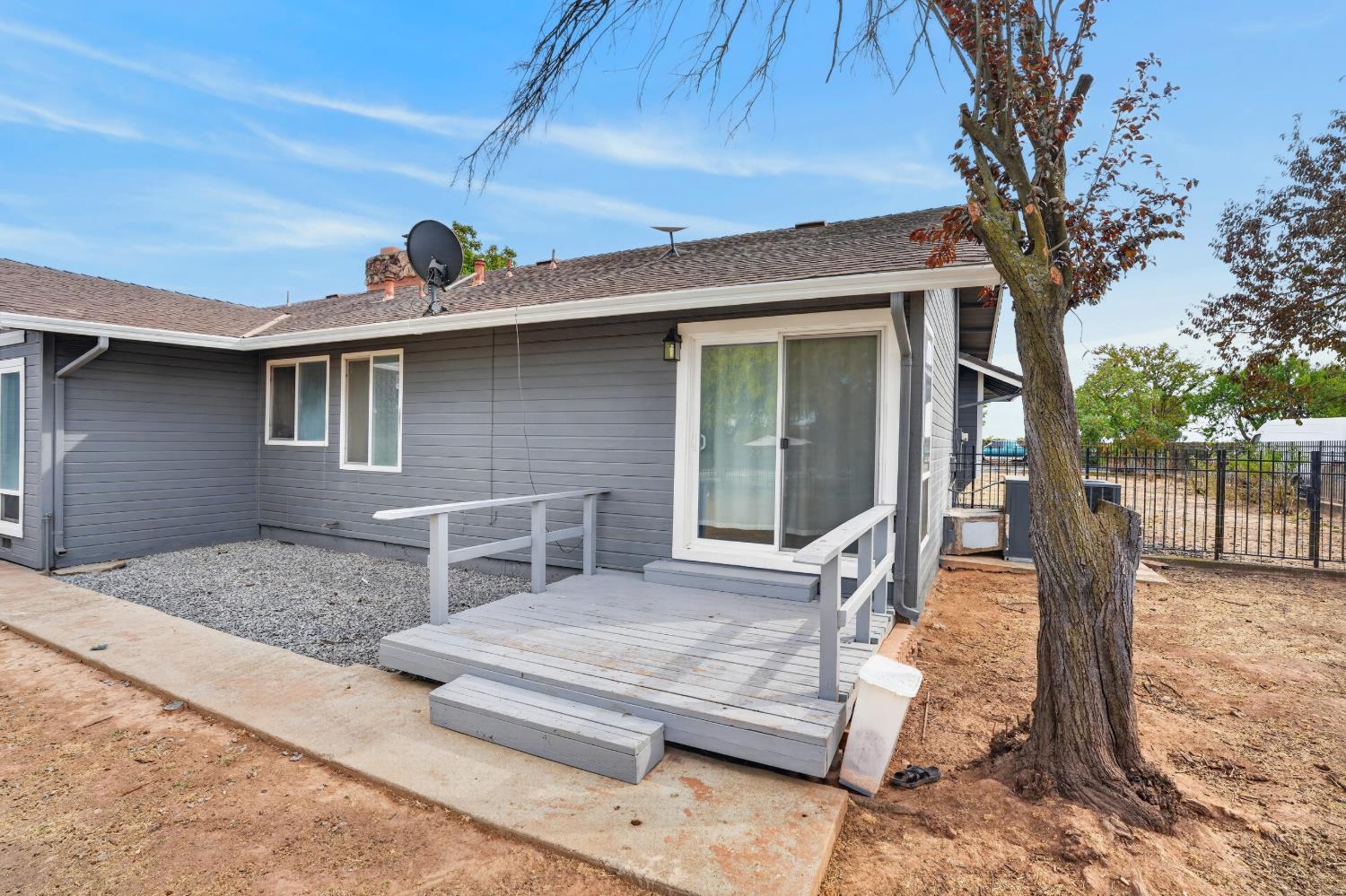 12301 E Jahant Road