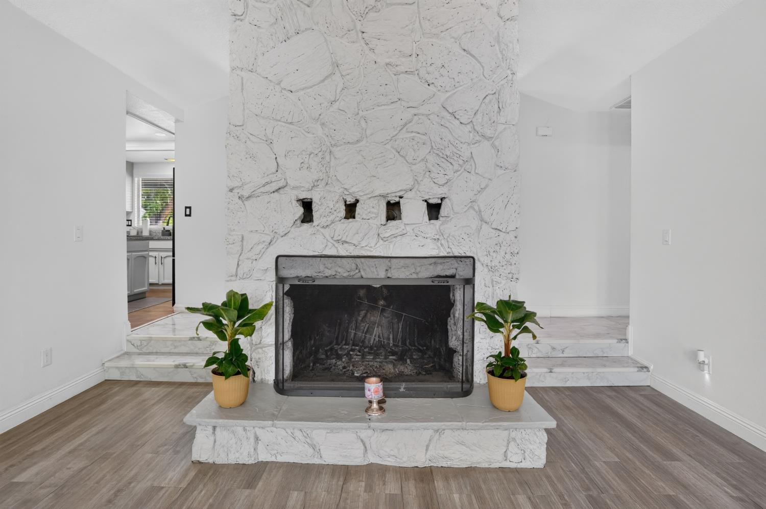 12301 E Jahant Road