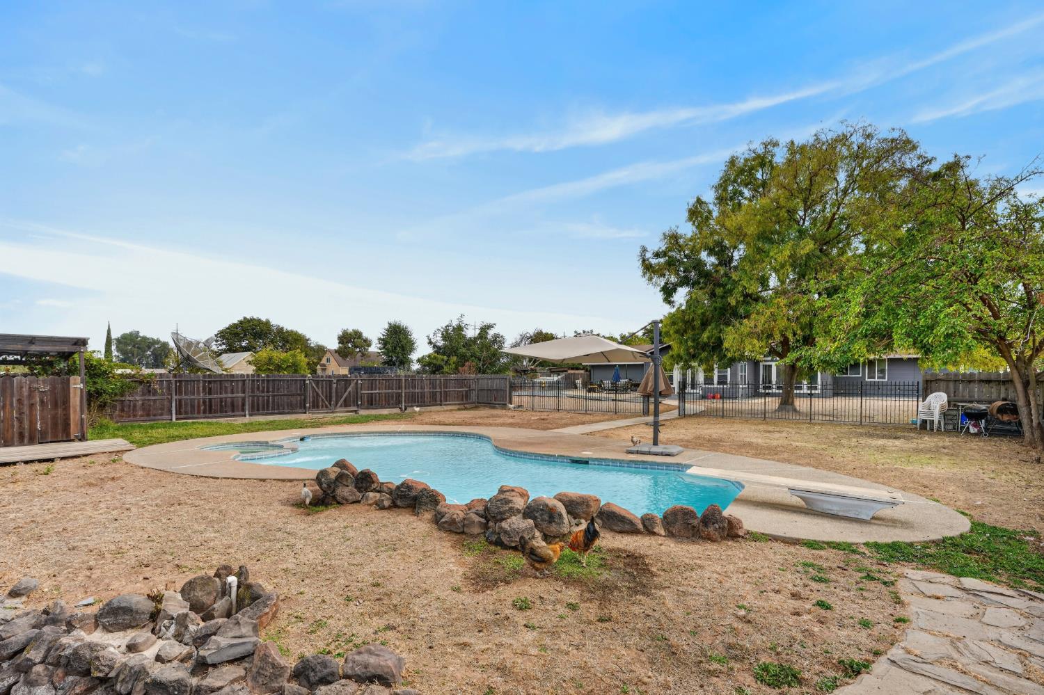 12301 E Jahant Road