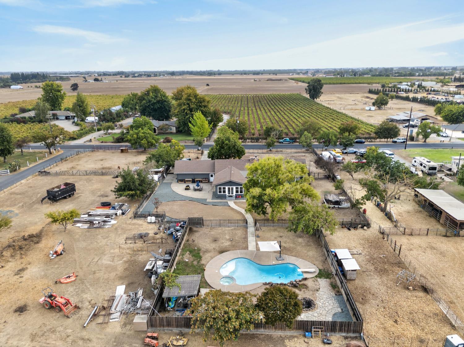 12301 E Jahant Road