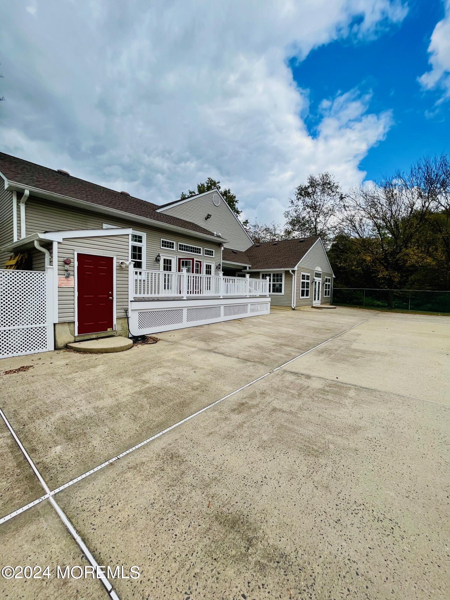 2907 Smoke House Court