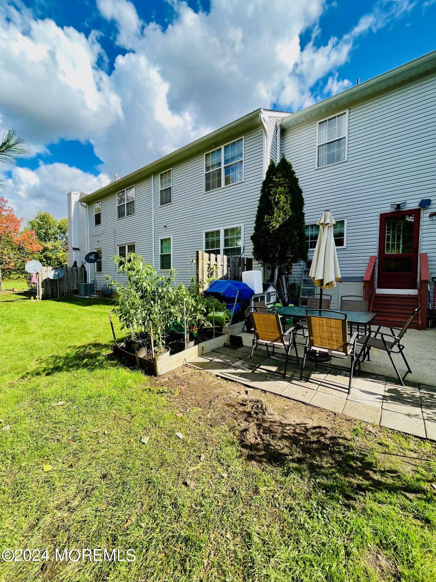 2907 Smoke House Court