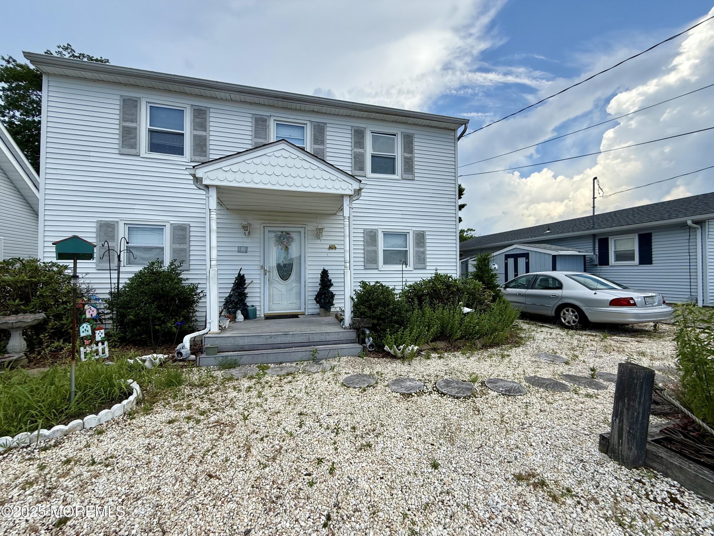 705 Roanoke Drive