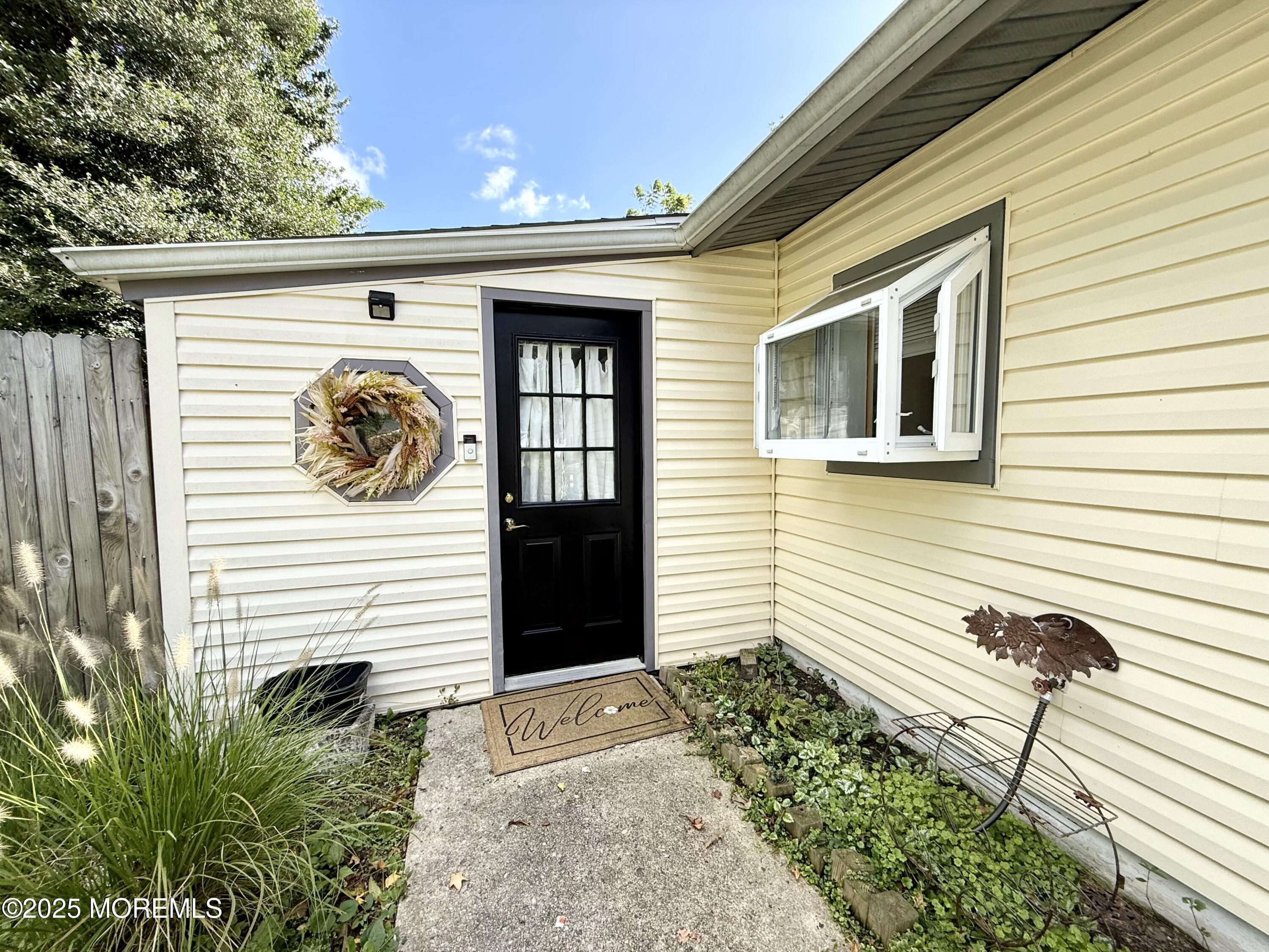 122 Zelus Street