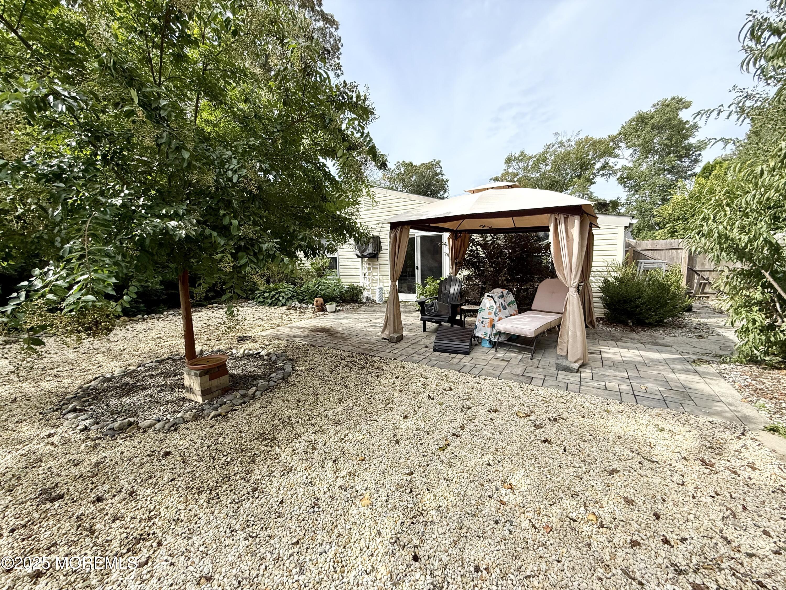 122 Zelus Street