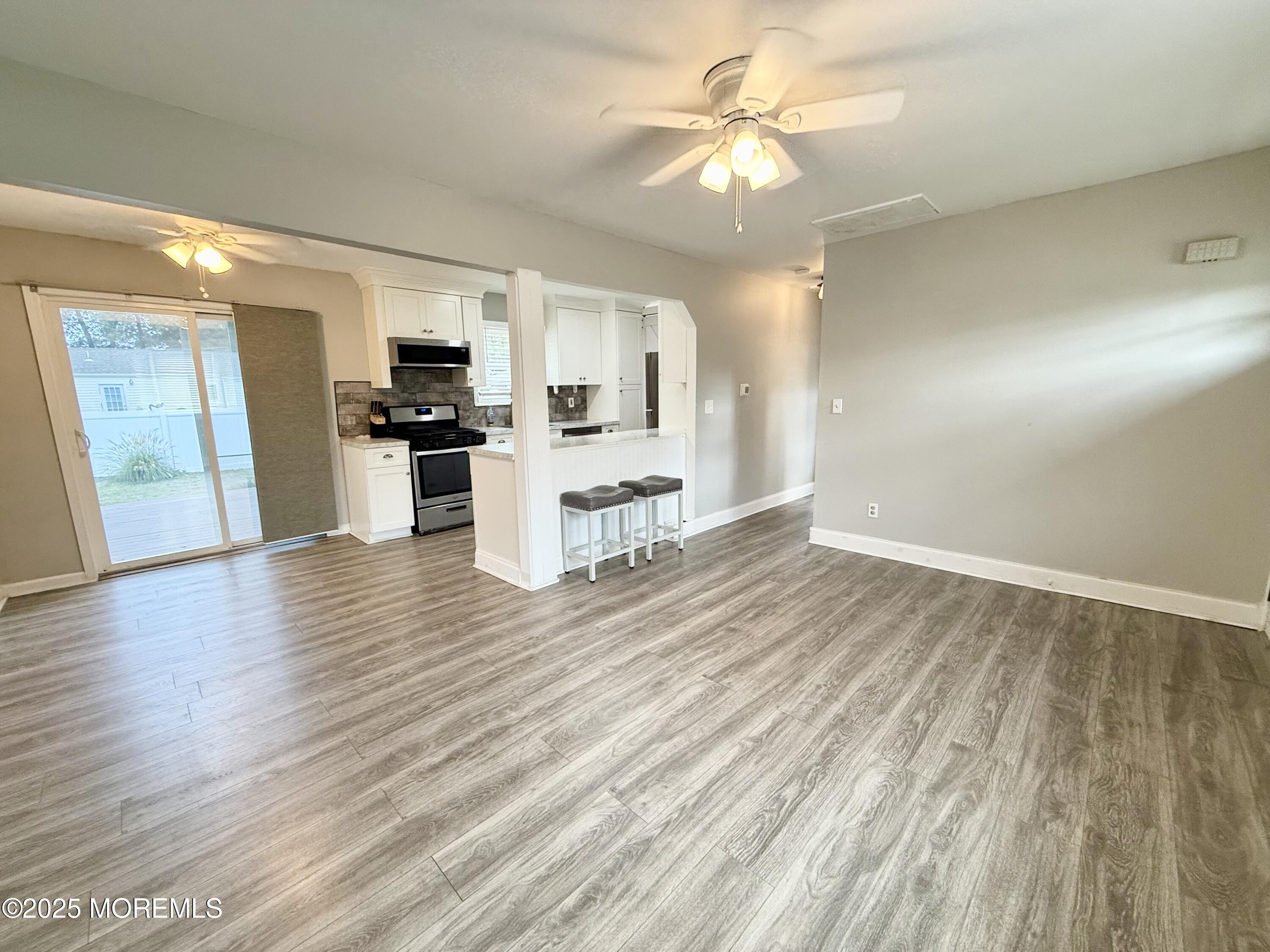 33 Anchorage Boulevard