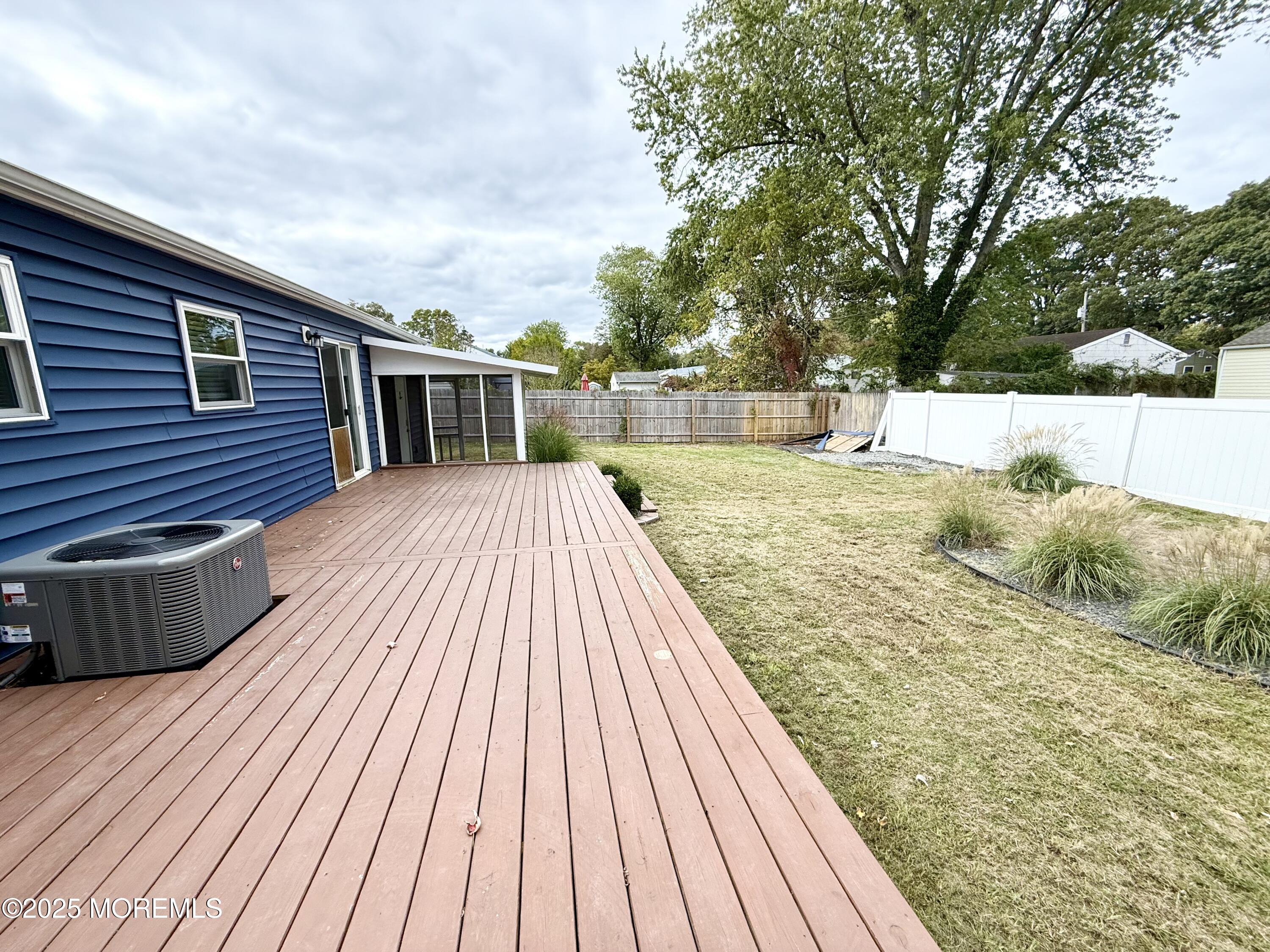 33 Anchorage Boulevard