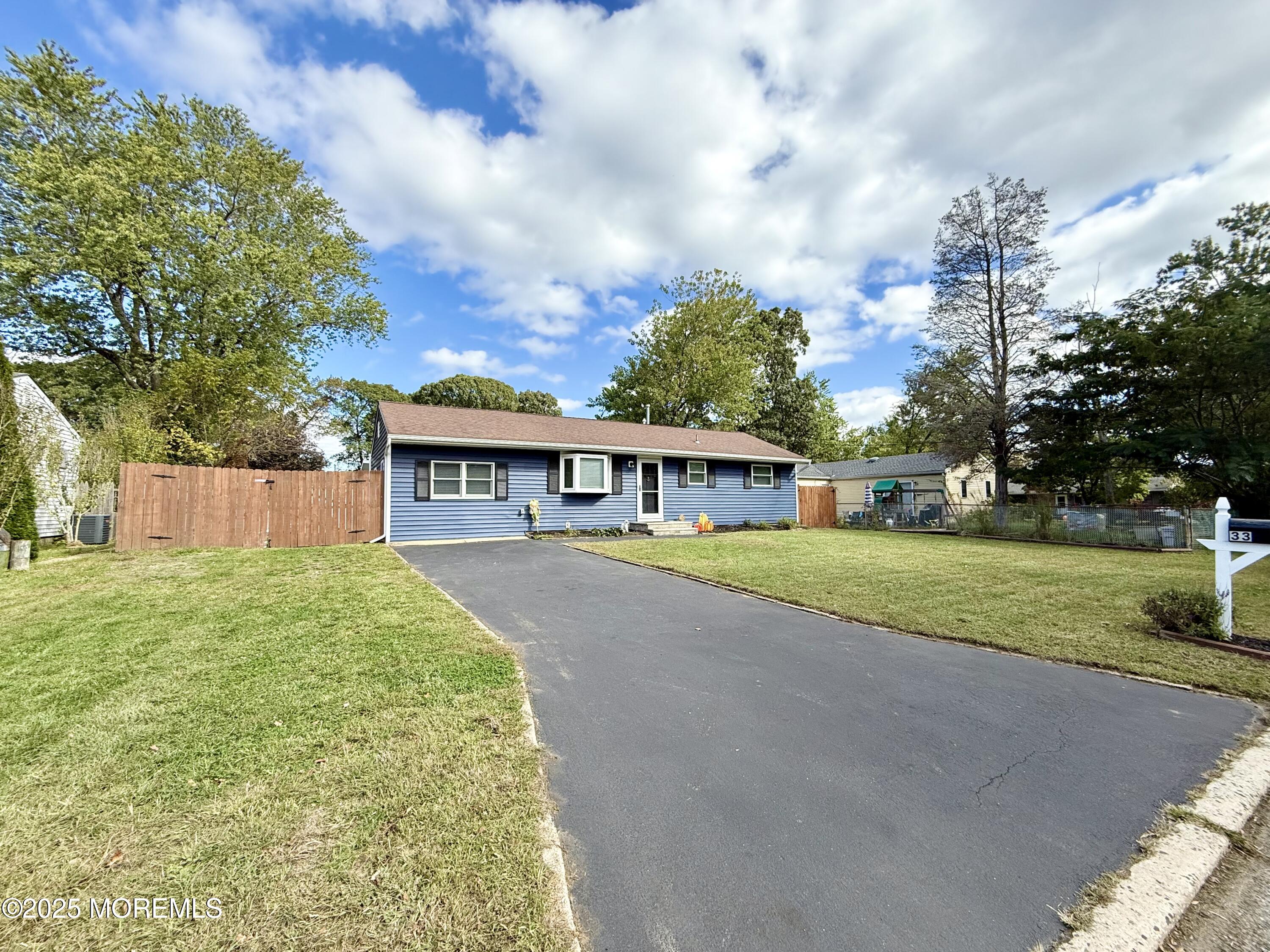 33 Anchorage Boulevard