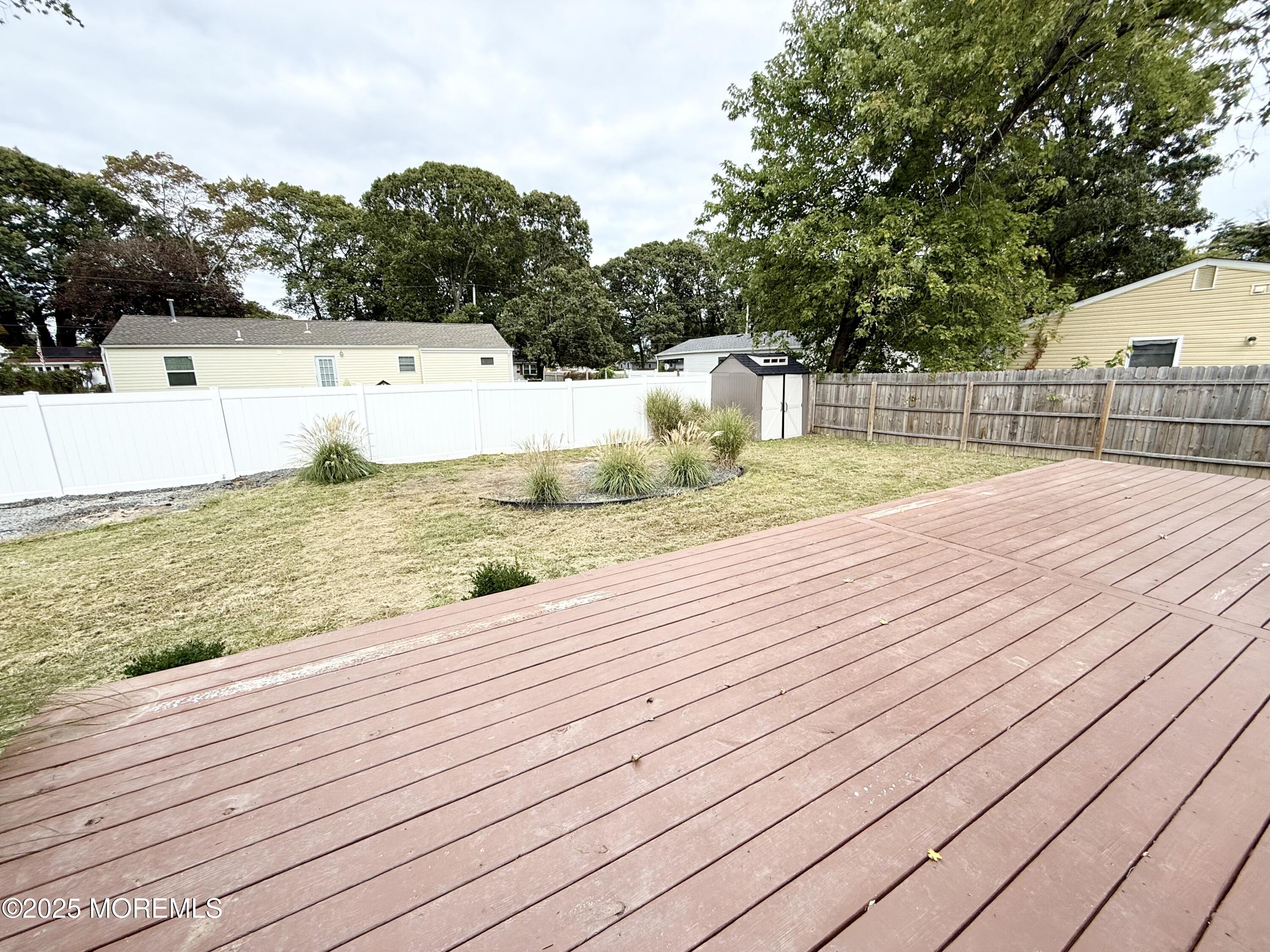 33 Anchorage Boulevard