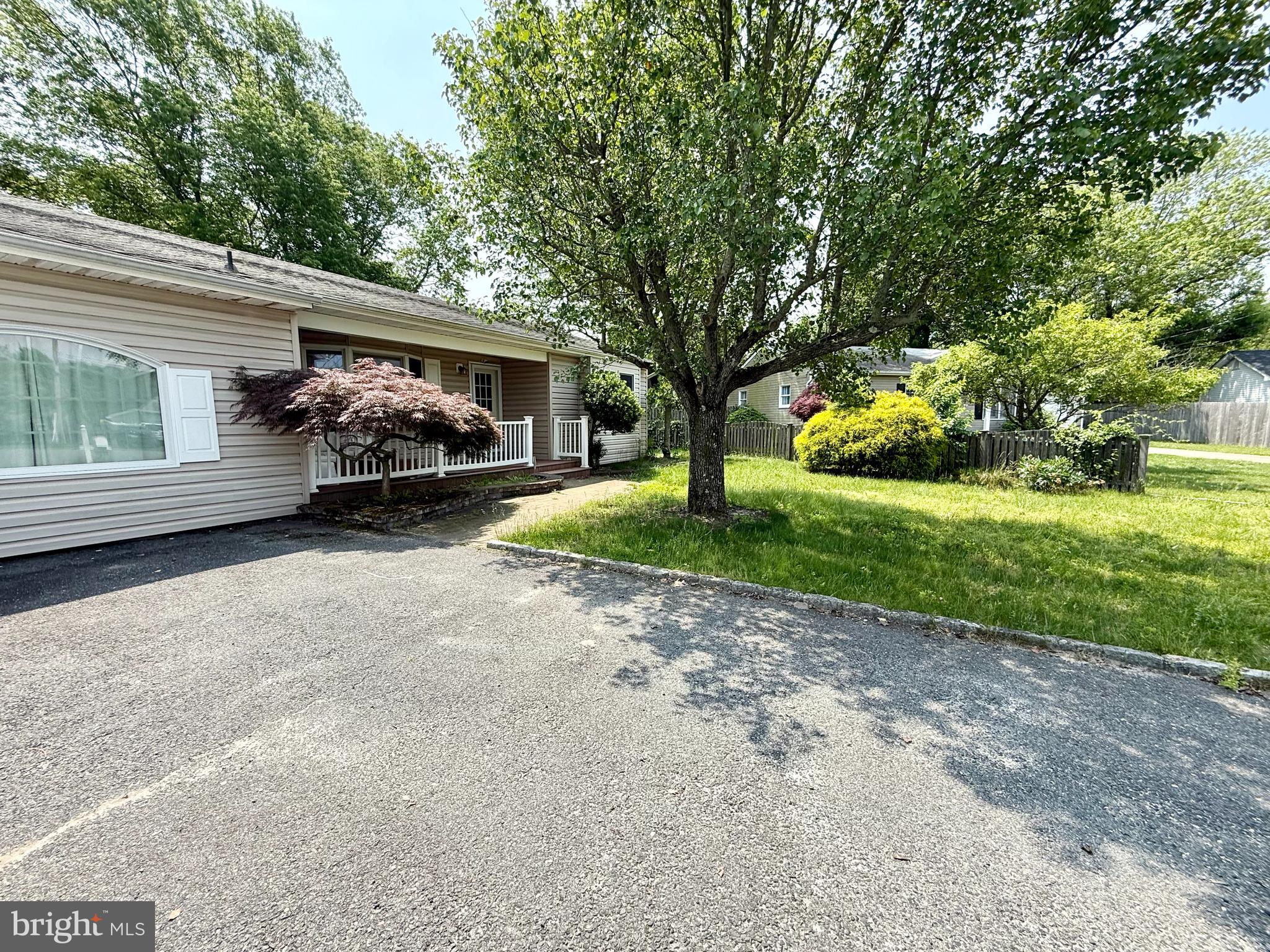 2 GULL COURT