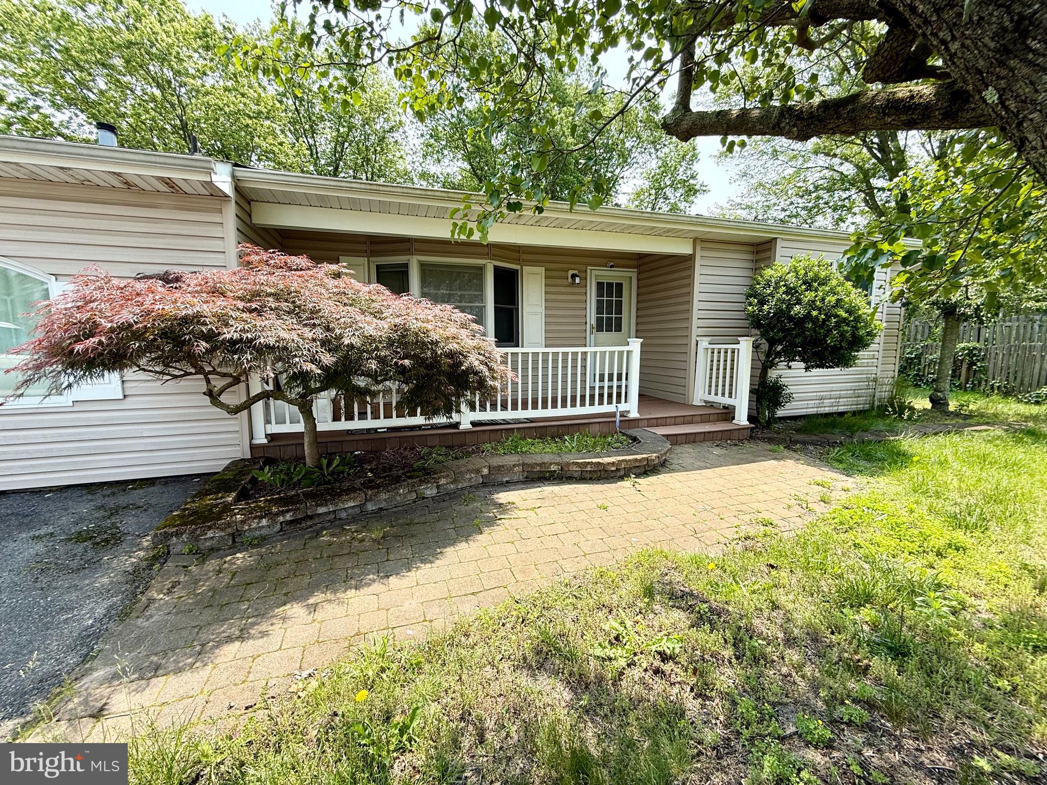 2 GULL COURT