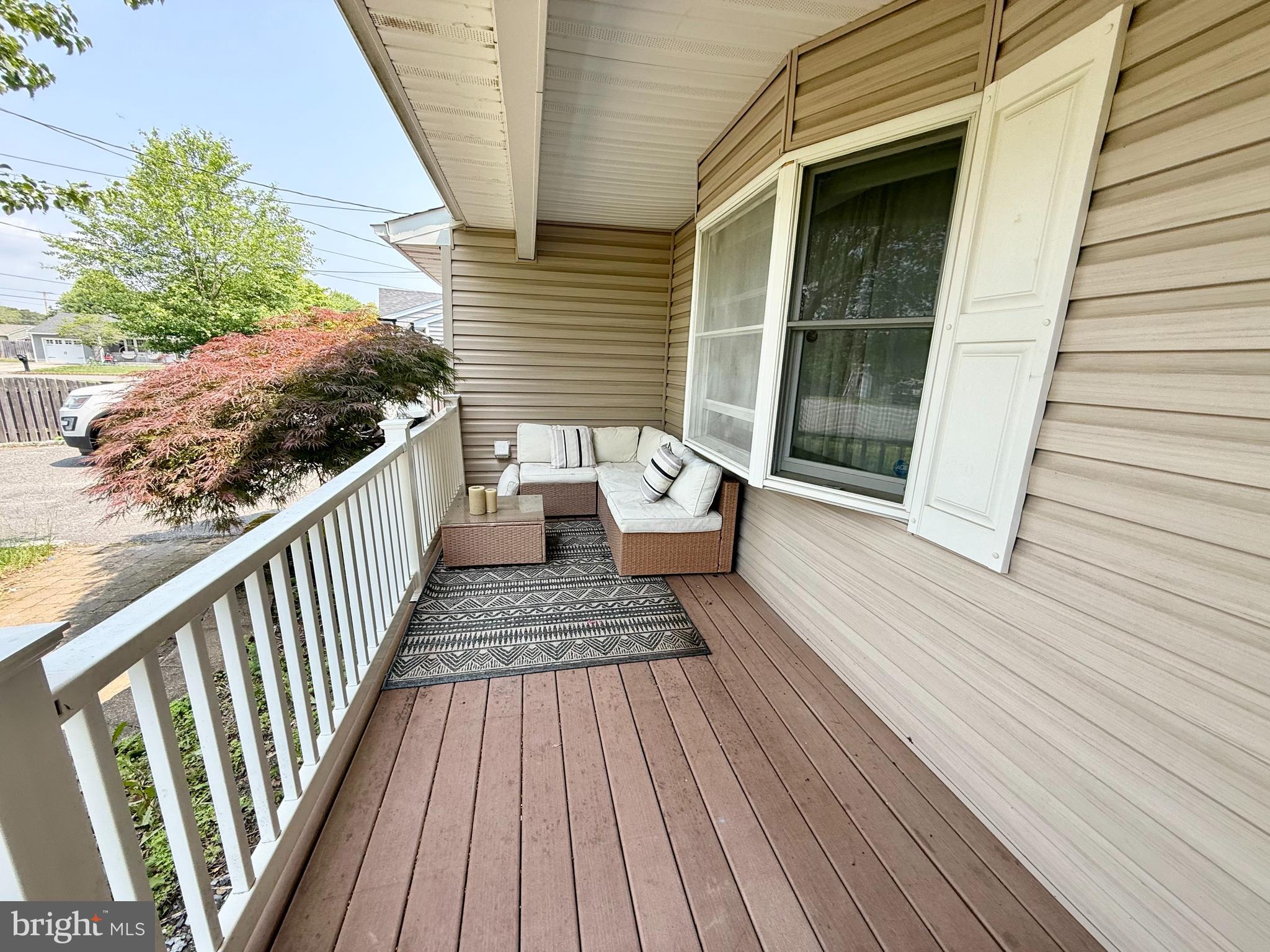 2 GULL COURT
