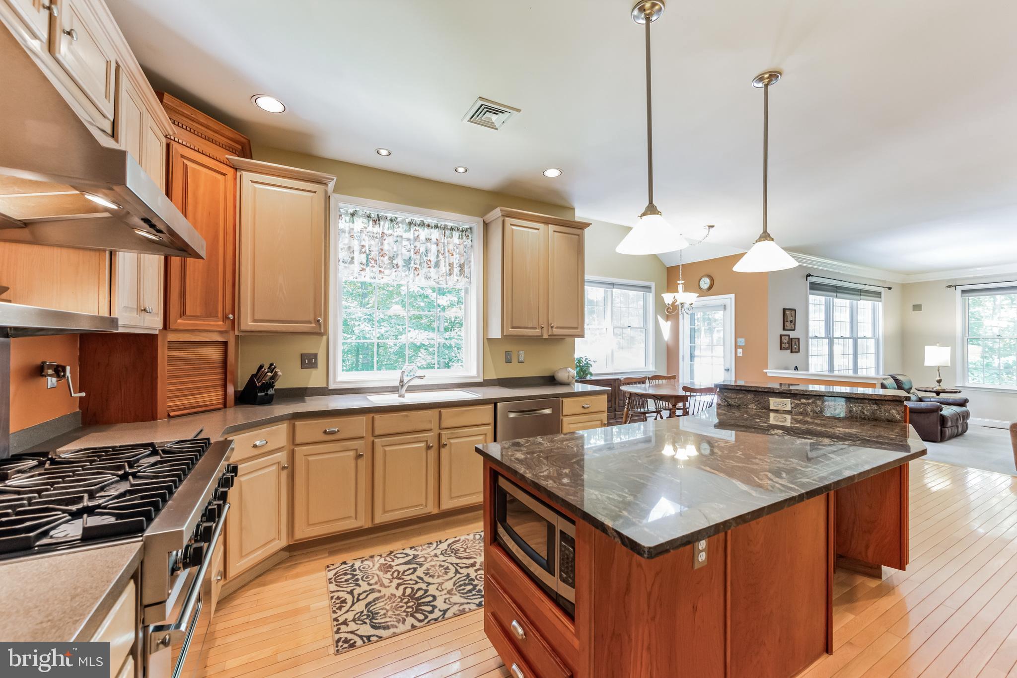 1443 CAROLINA PLACE