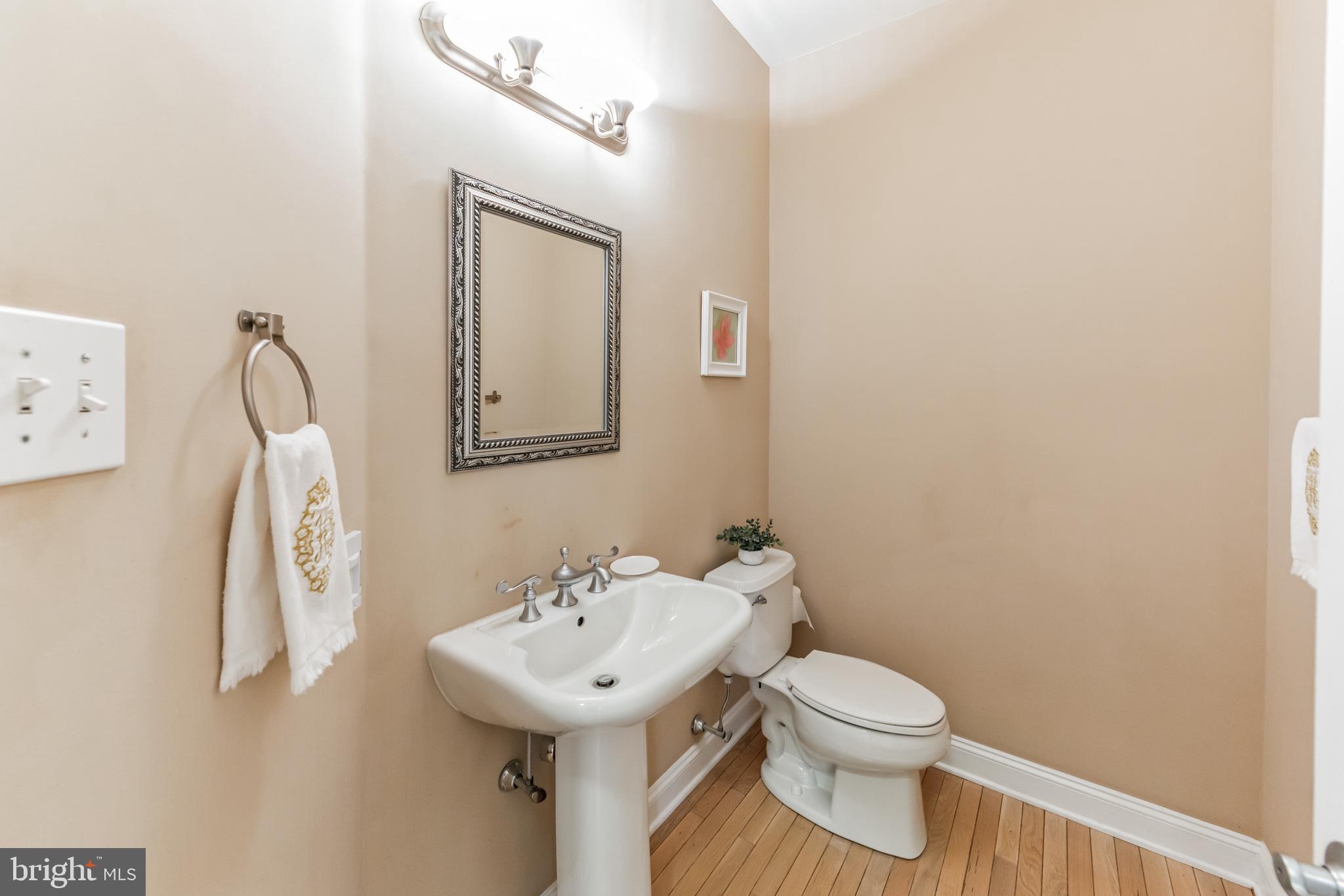 1443 CAROLINA PLACE