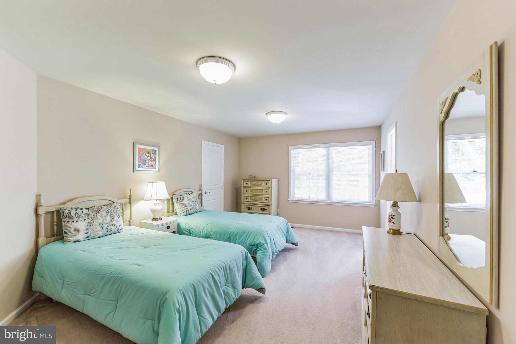 1443 CAROLINA PLACE