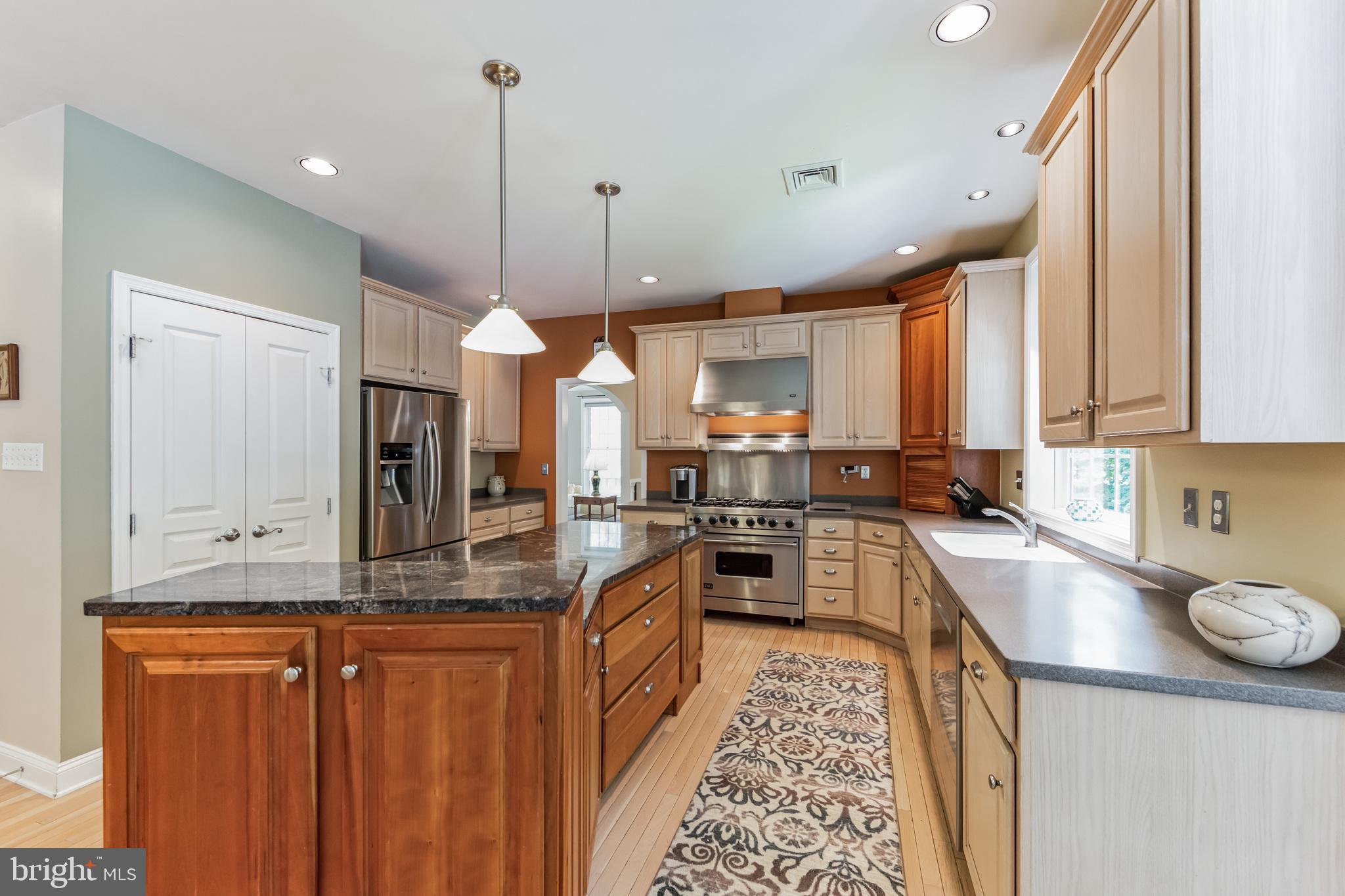 1443 CAROLINA PLACE