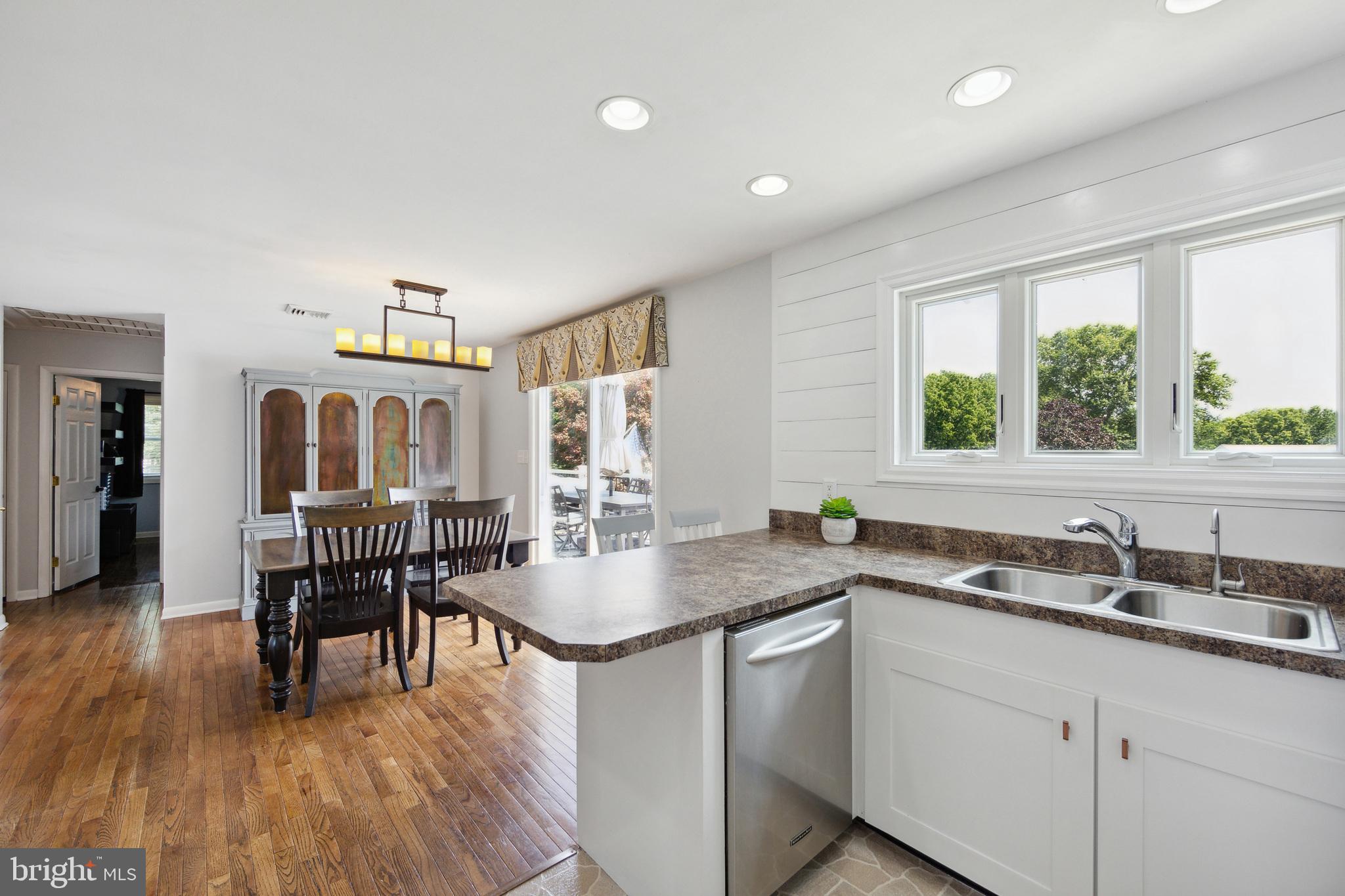 401 ZYNN ROAD